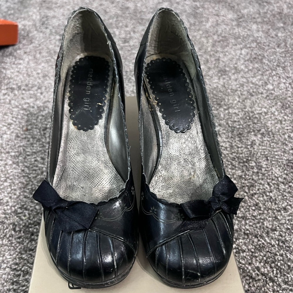 Madden Girl Black heels